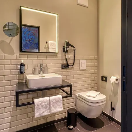 Hotel Vienna House Easy By Wyndham 3*