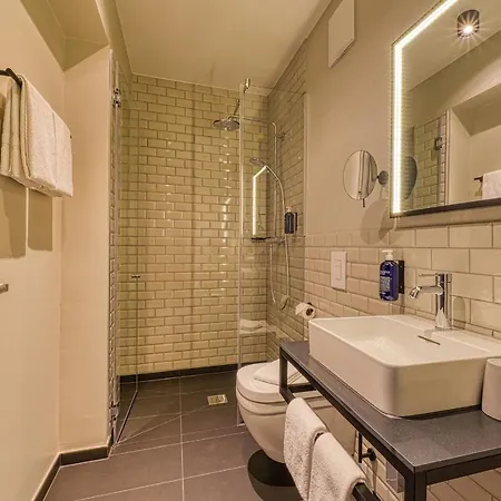 Vienna House Easy By Wyndham Hotel 3*