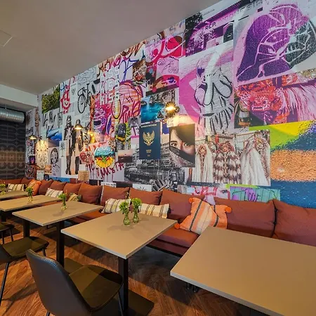 Vienna House Easy By Wyndham Hotel 3*