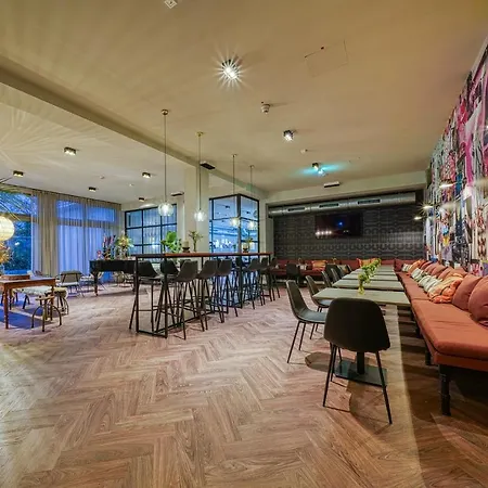 Vienna House Easy By Wyndham Hotel Bonn