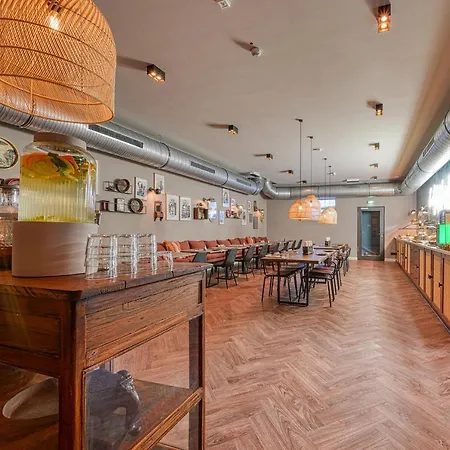 Vienna House Easy By Wyndham Hotel