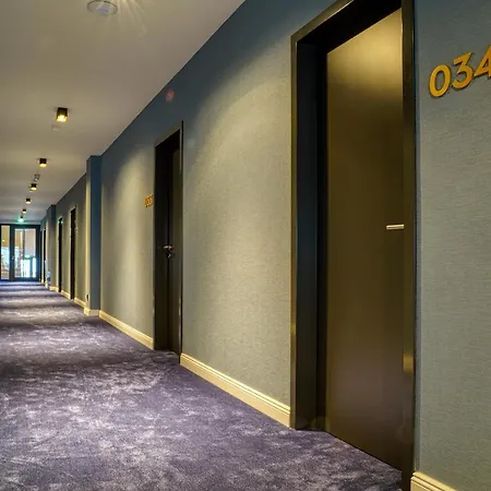 Vienna House Easy By Wyndham Hotel Bonn