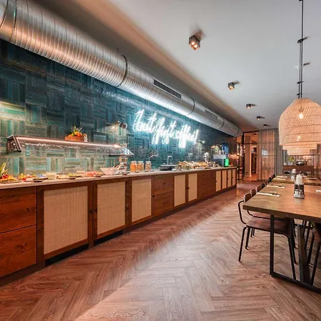 Vienna House Easy By Wyndham Hotel Bonn