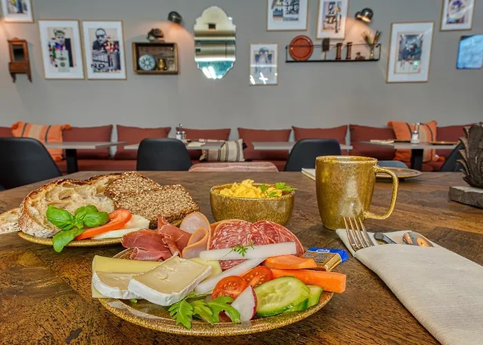 Vienna House Easy By Wyndham Hotell Bonn