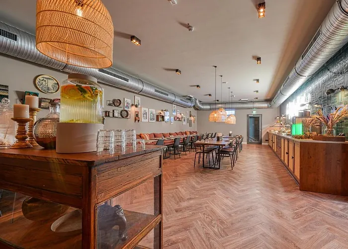 Vienna House Easy By Wyndham 酒店